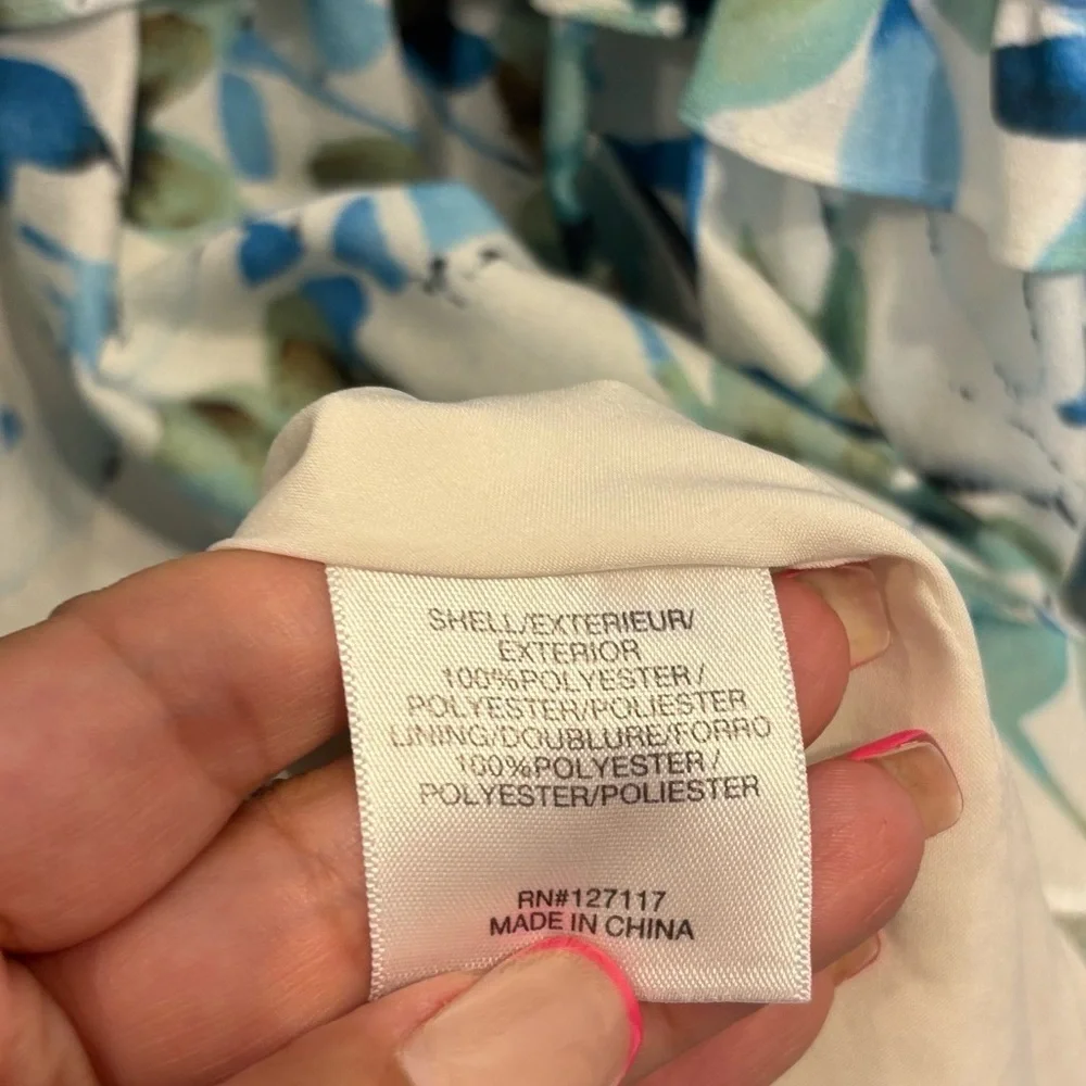 Badgley Mischka Blue Floral Ruffle Trim Dress
Size 8 - Picture 9 of 9